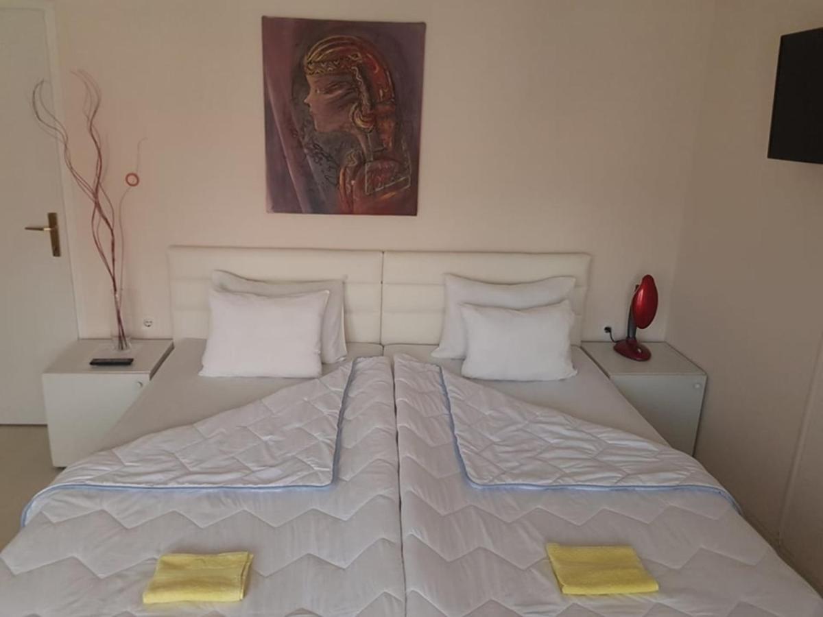 Villa Amsterdam Ohrid Luaran gambar