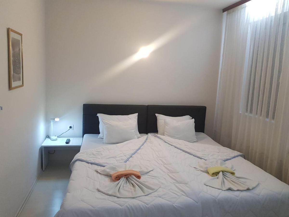 Villa Amsterdam Ohrid Luaran gambar